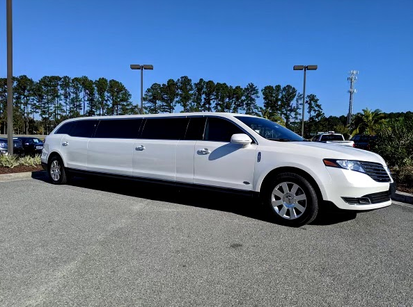 White 10 Passenger Stretch Limo